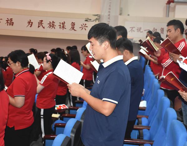 女朋友说老公永远三十岁怎回复呢？