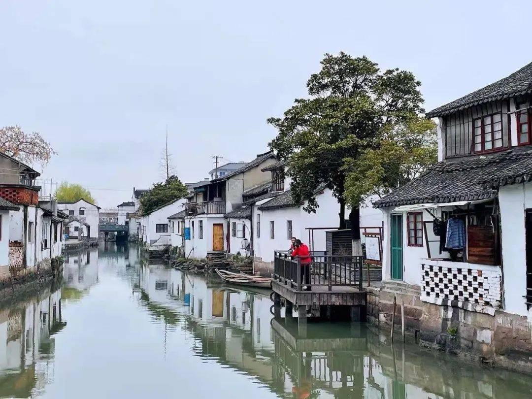 机场直通车方便旅客出行